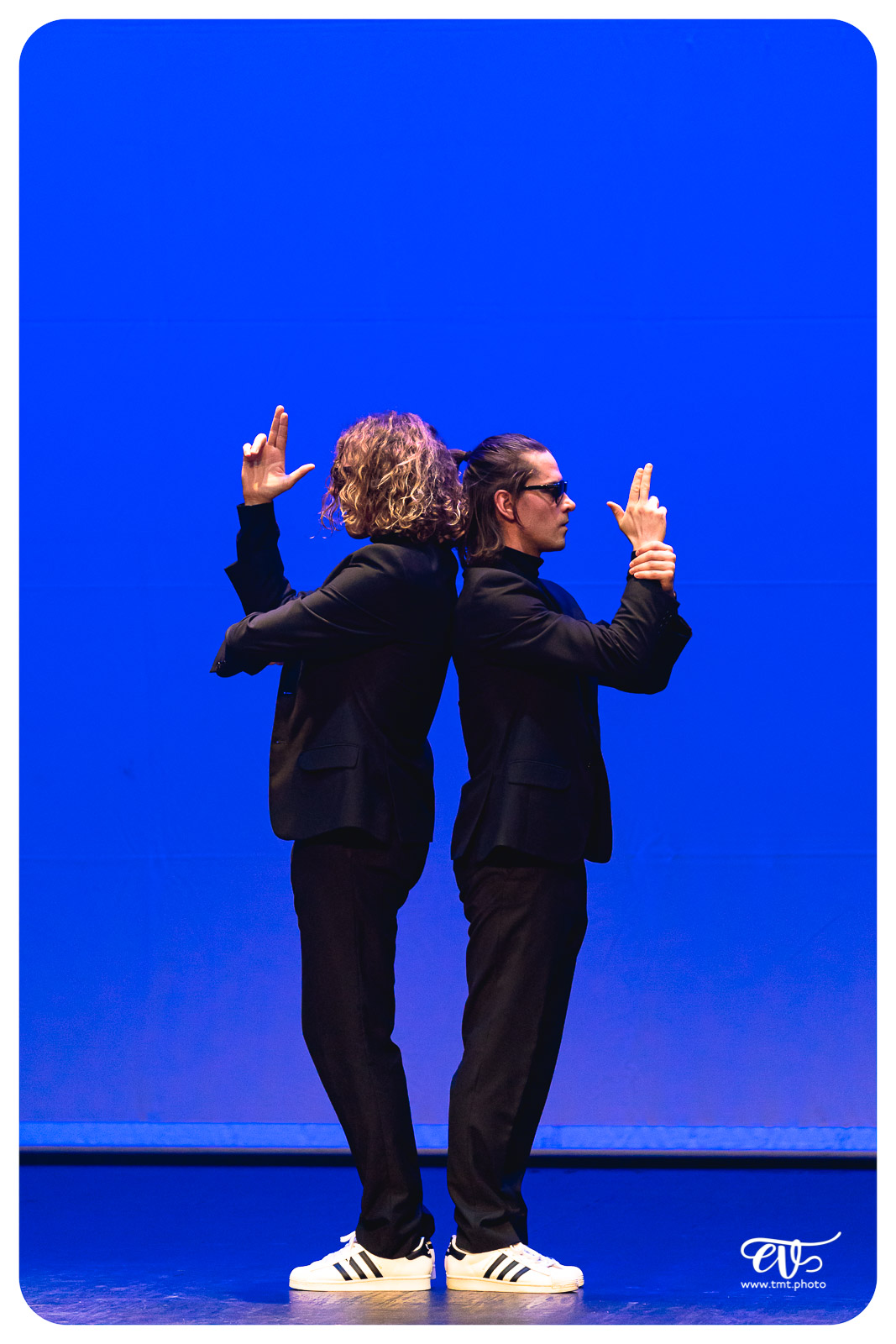 SERIOUSLY FUNNY (FAIR PLAY CREW)